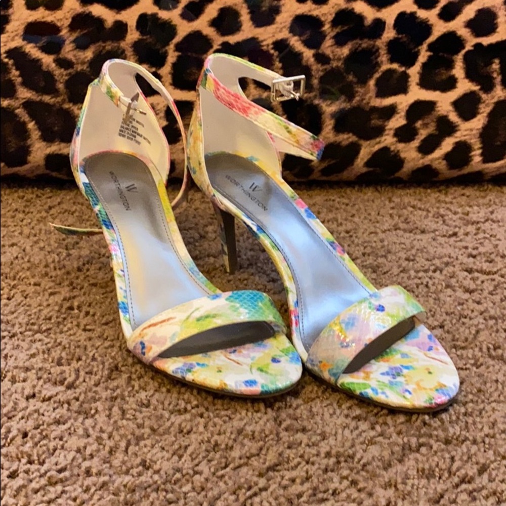 Dress shoes